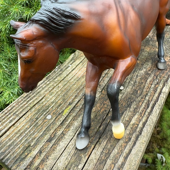 Breyer Cutting Horse and Calf - Picture 6 of 9